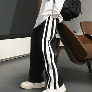 サイドラインカジュアルストレートパンツ◆ボトムス M、L、XL
