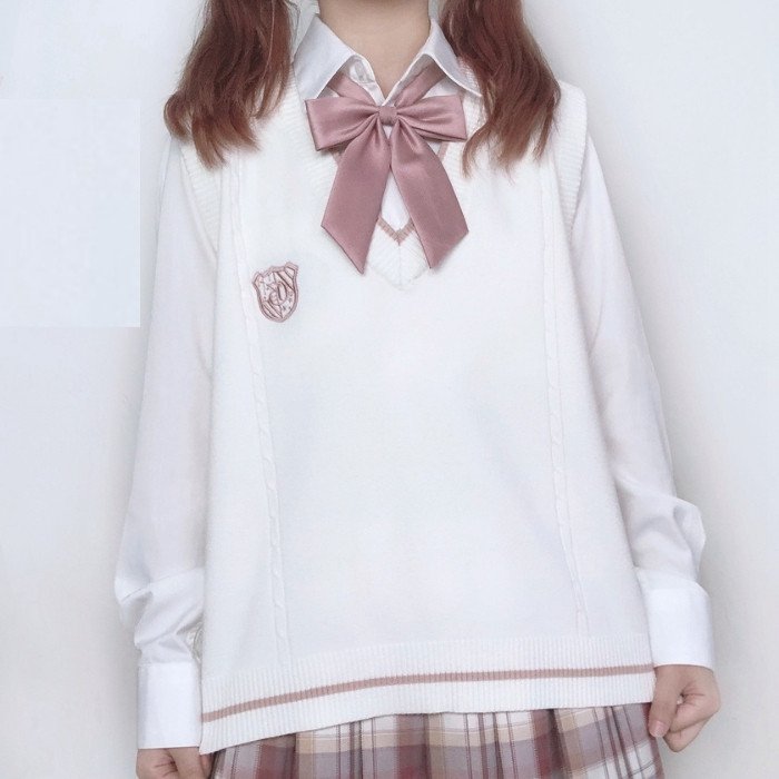Vネック刺繍入ニットベスト◆ベスト 学生服 S、M、L、XL