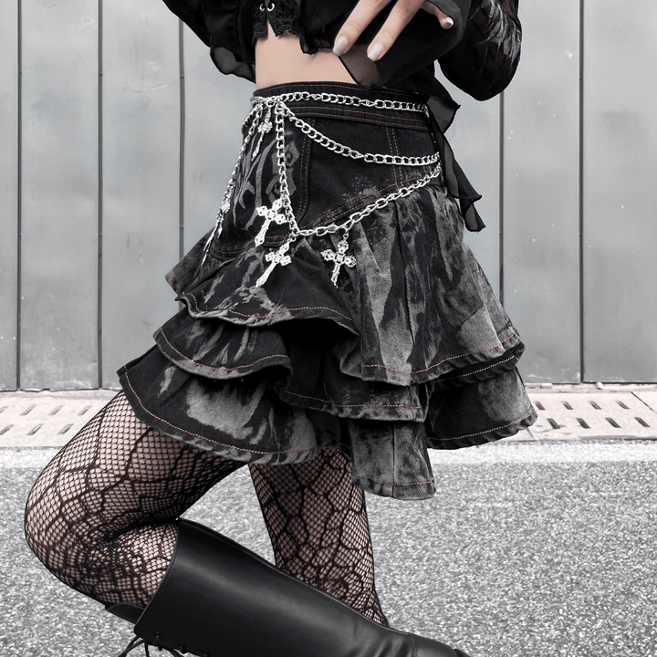 極美品 CHANEL デニム フリル付 ラメ加工 ミニ スカート 黒 04P 極美品 CHANEL デニム フリル付 ラメ加工 ミニ スカート 黒 04P