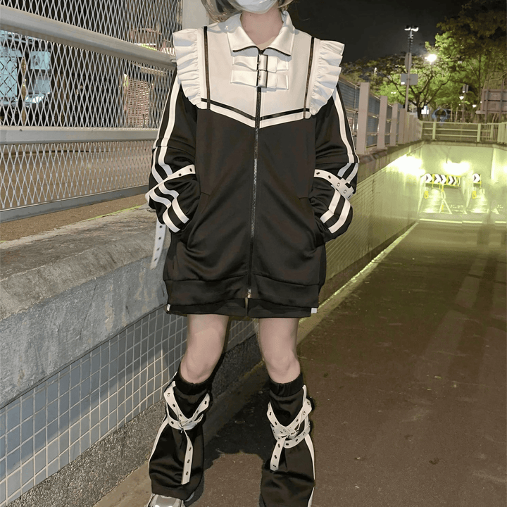 アルチビオ　ブラック ストライプ フリル　フード付きジャケット　４０ アルチビオ ブラック ストライプ フリル フード付きジャケット