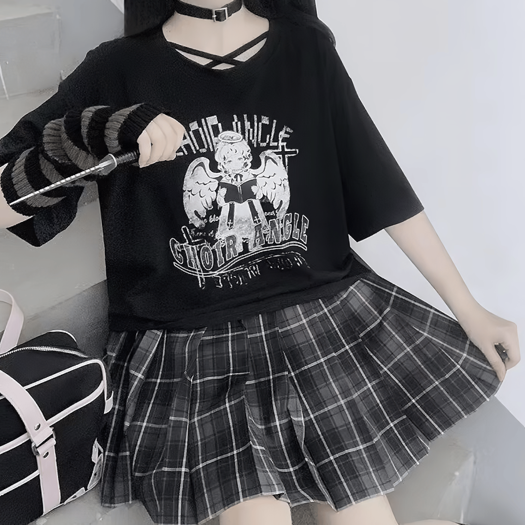 ヴィンテージ風クロスストラップTシャツ◆イラストTシャツ 地雷系 S、M、L、XL、XXL