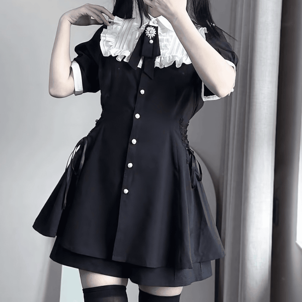 ブラウス×ショートパンツクラシカルセットアップ◆セットアップ 地雷系 S、M、L、XL